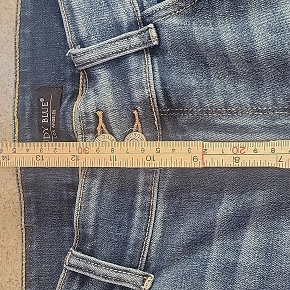 Judy Blue Flare Denim Jeans With Raw Hem Size 30 - Picture 10 of 10